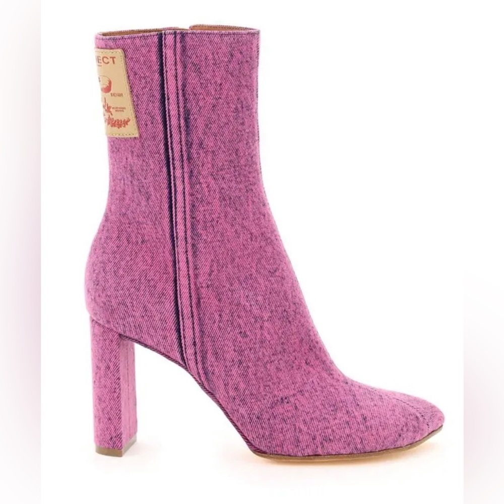 NEW Y/Project Pointy Patent Ankle Boots In Fuchsia
